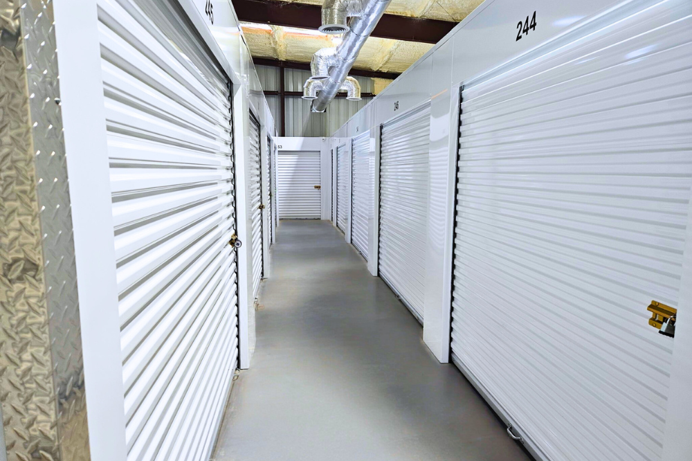 Affordable climate-controlled self storage Anniston Alabama